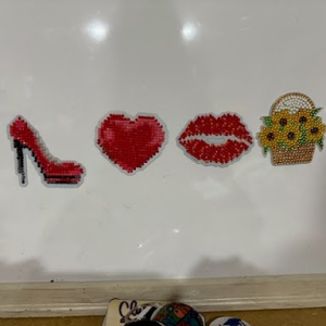 Emoji Diamond Dot Magnets